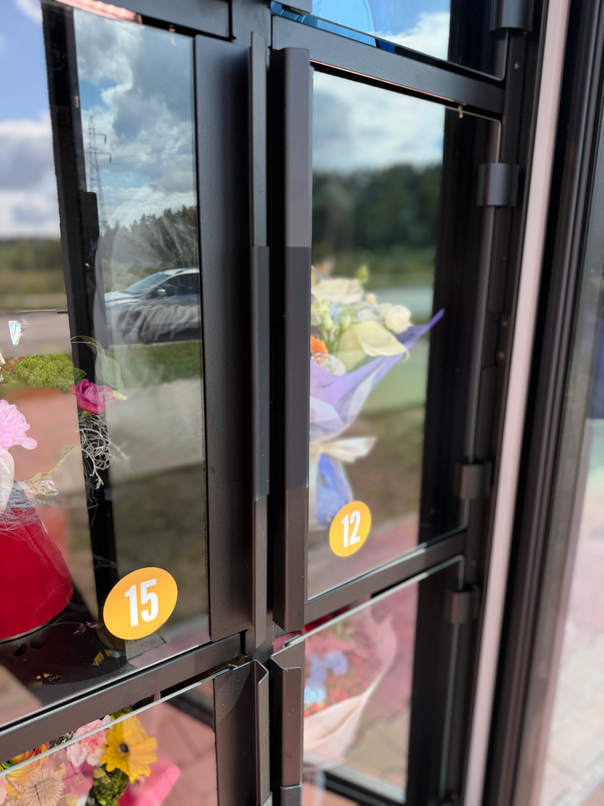 Kwiatomat Różany Zakątek, Ełk, ul. Matki Teresy z Kalkuty 2, zdjęcie 5